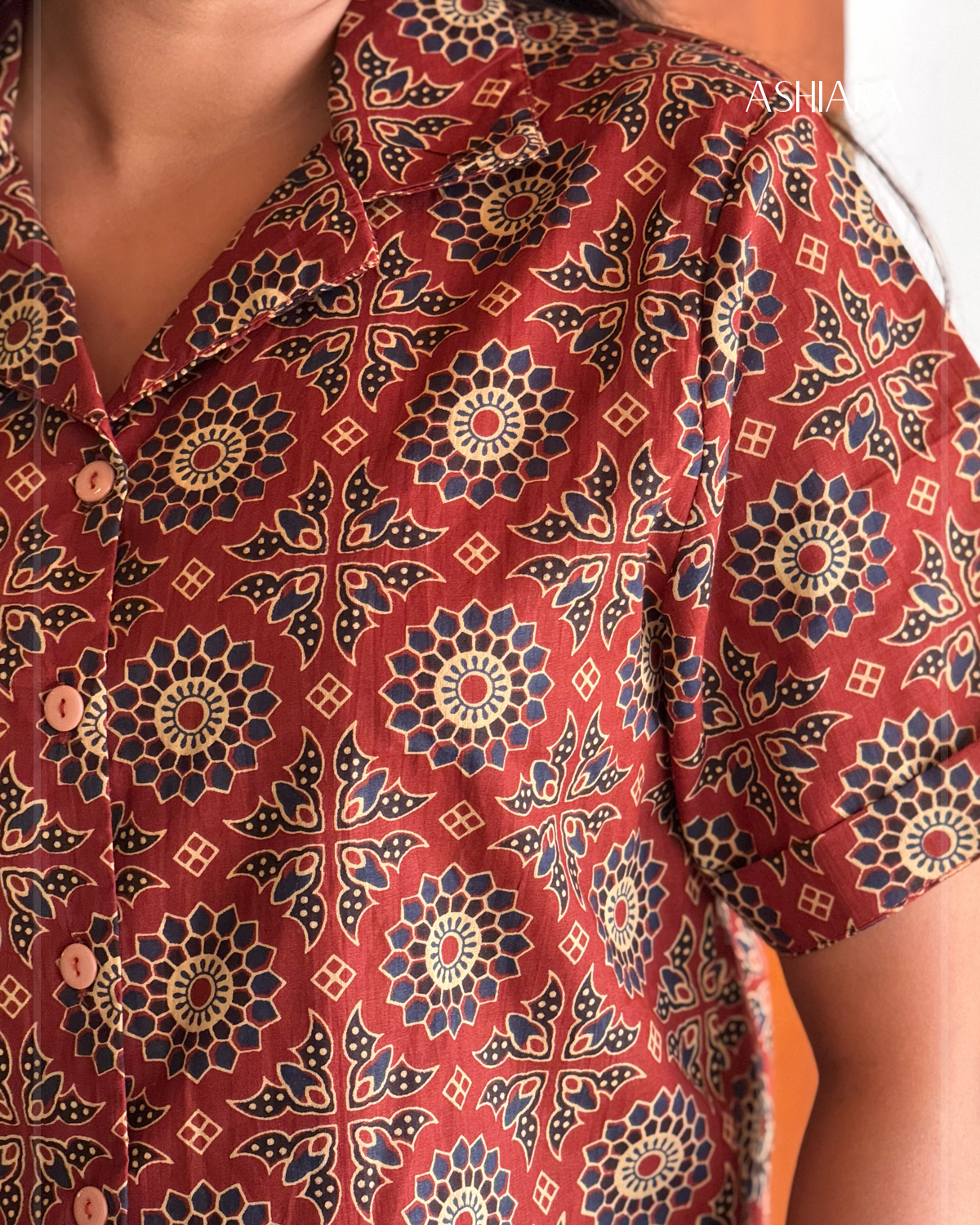 ANYA TOP -Maroon