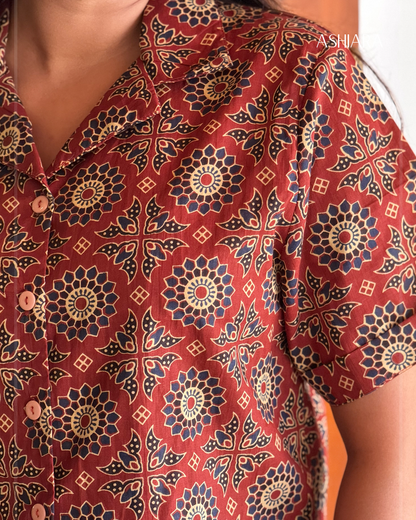 ANYA TOP -Maroon