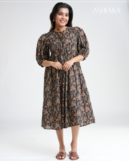 SARA MIDI DRESS - Black