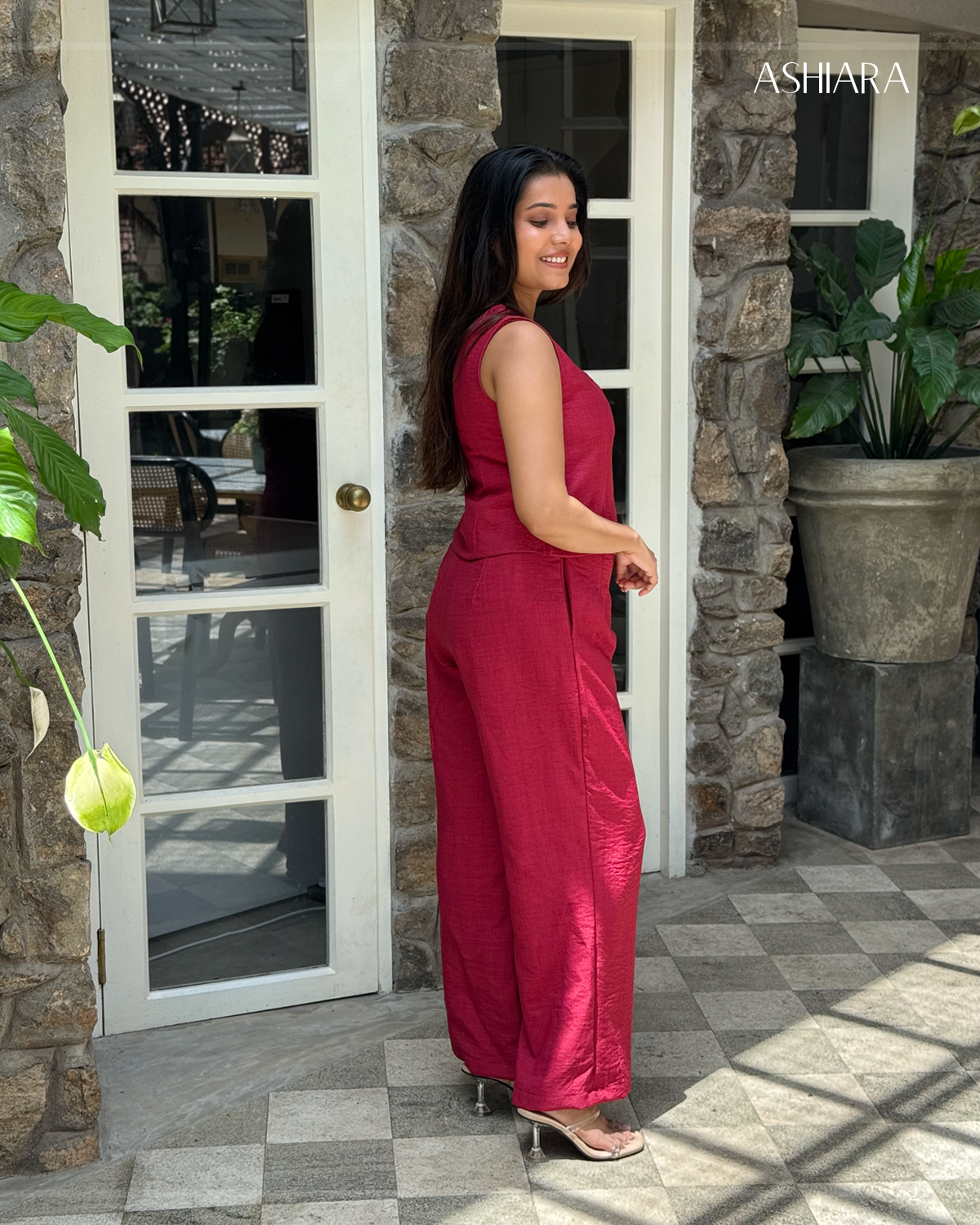 DALIA PANT- Maroon