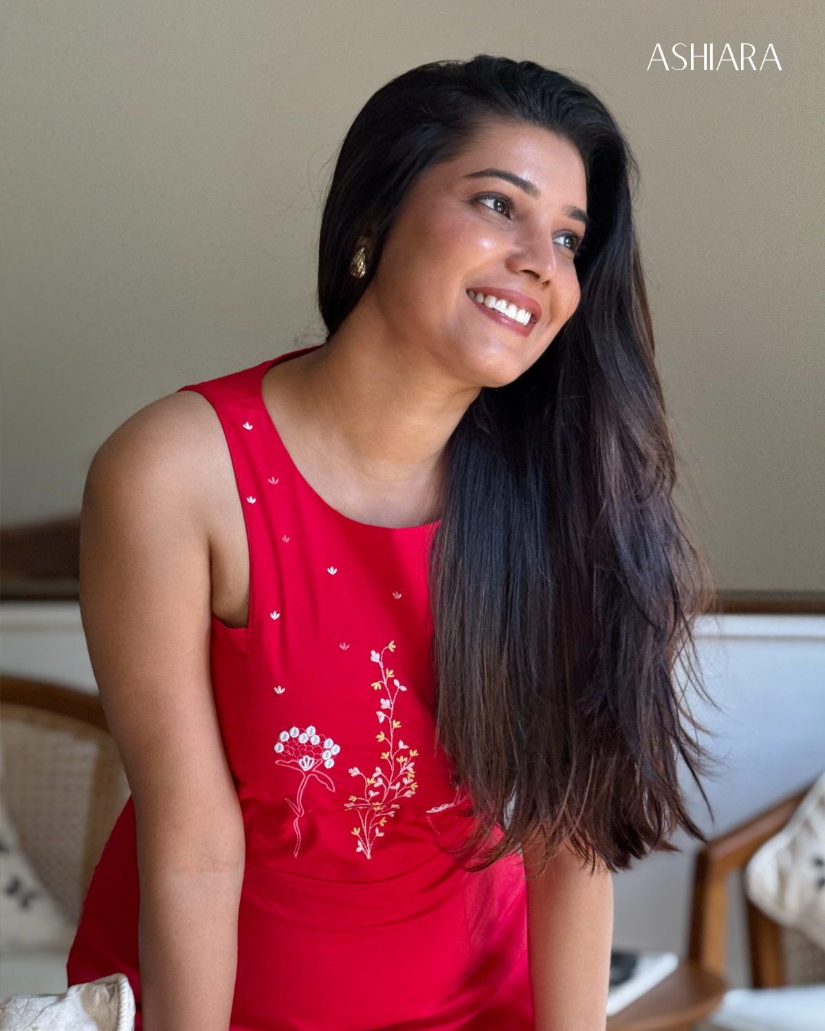 ASHIARA MAHREDI MIDI DRESS - Red