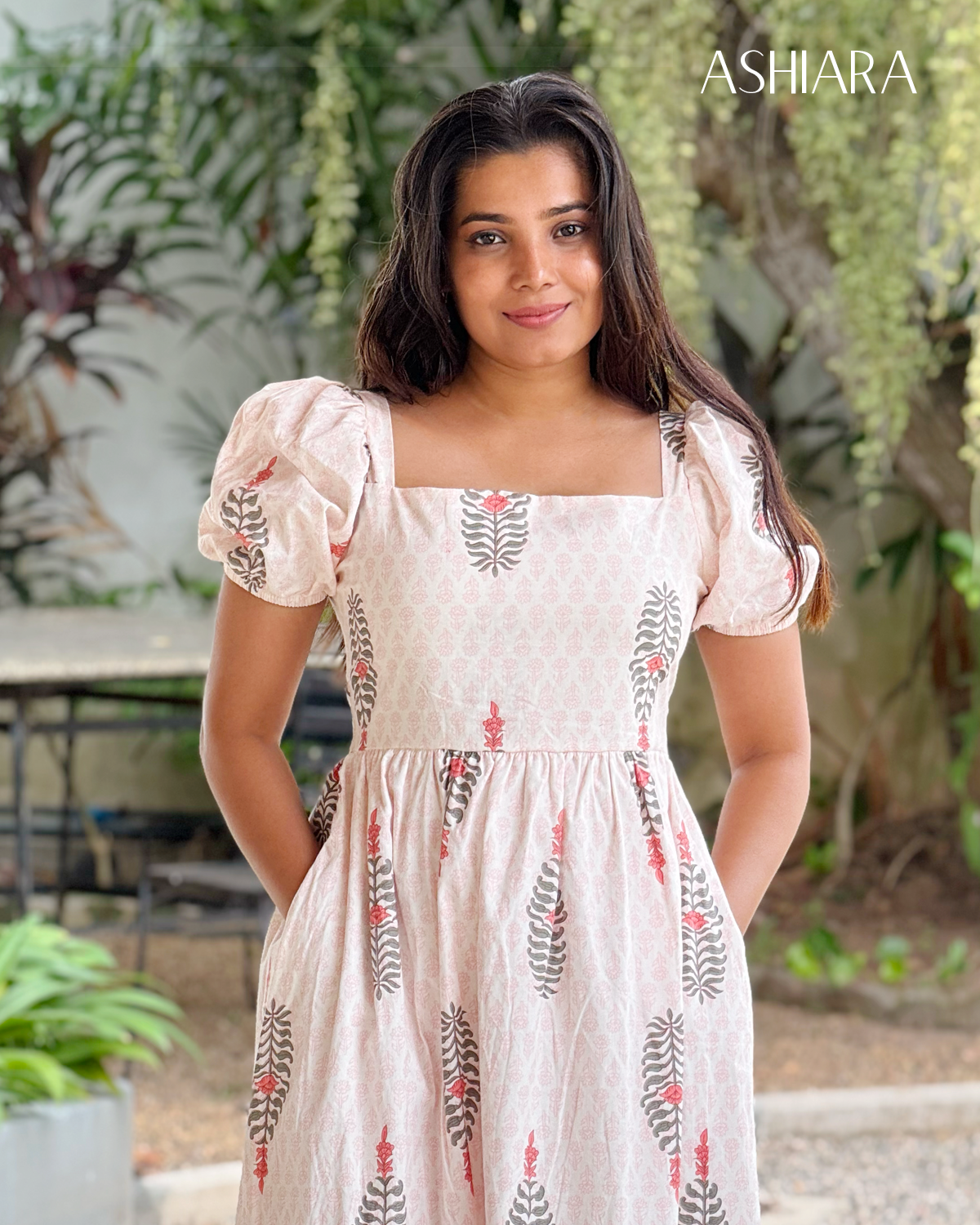 SAVEIRA MIDI DRESS- Ivory & Red