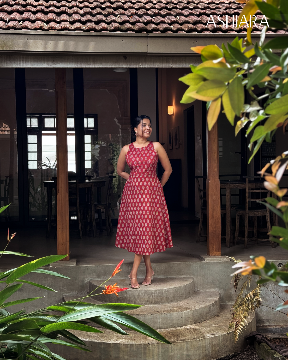 IRIS MIDI DRESS- Red