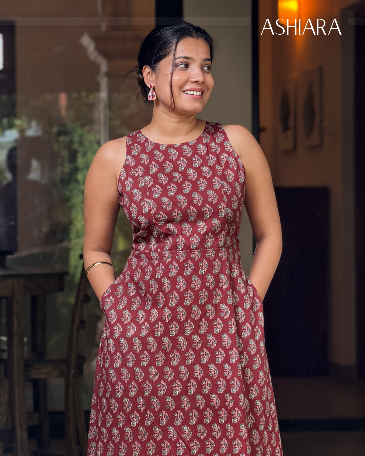 IRIS MIDI DRESS- Maroon